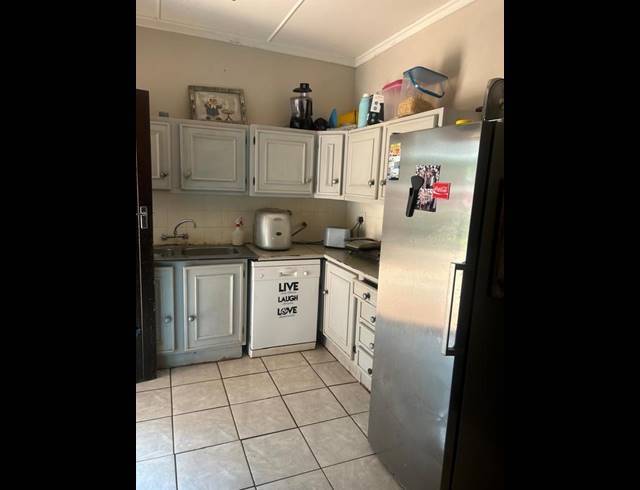 4 BEDROOM HOUSE FOR SALE IN KAMEELDORINGPARK